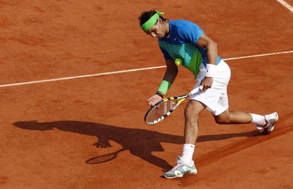 法網：斯托瑟挫敗小威 納達爾苦戰晉級