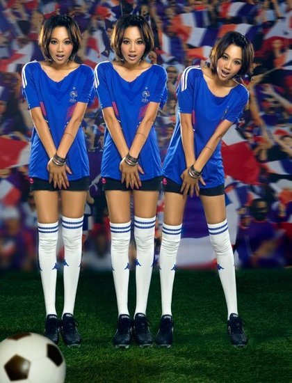 美女主播朱丹哭別法蘭西