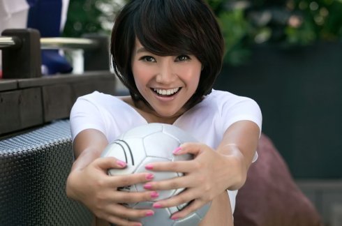 美女主播朱丹哭別法蘭西