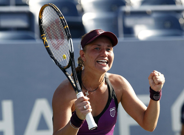 美網(wǎng)：李娜爆冷遭遇一輪游 彭帥苦戰(zhàn)涉險過關(guān)