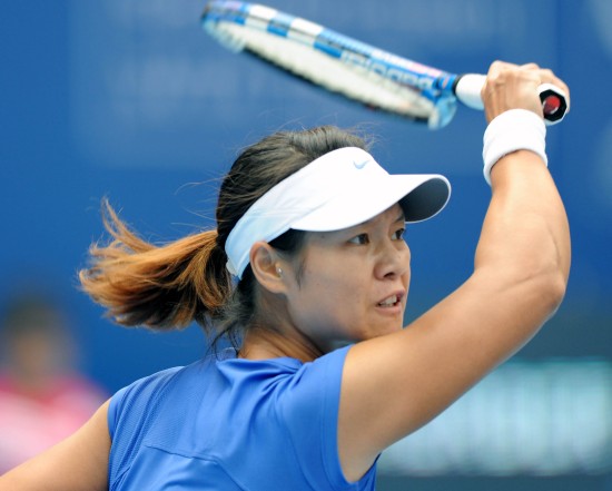 中網(wǎng)：李娜橫掃對手晉級八強