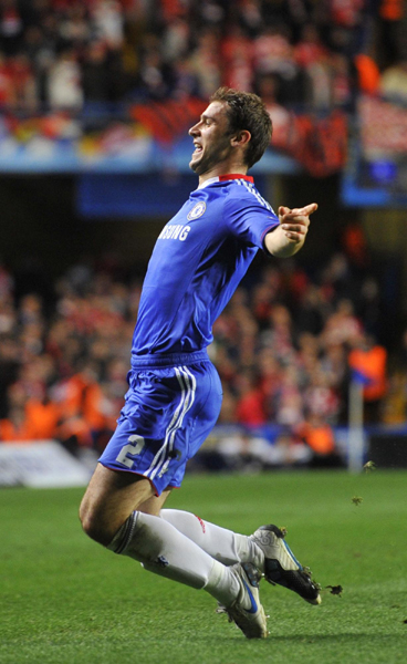 歐冠：米蘭壓哨失球平皇馬 切爾西全勝提前出線