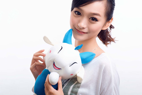 “小周迅”扮羽球寶貝