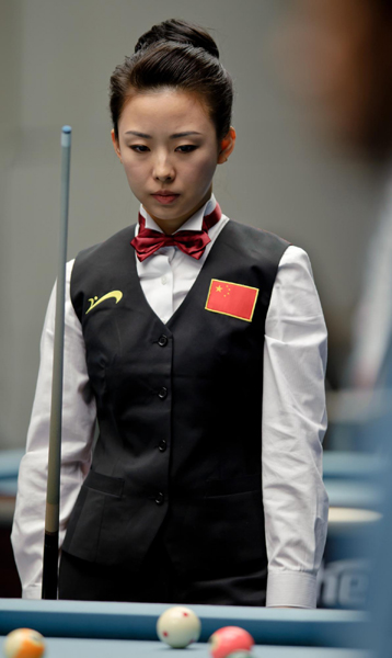 美麗臺(tái)球：潘曉婷vs車俞嵐