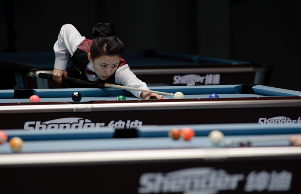 美式九球上演中韓“美女大戰”