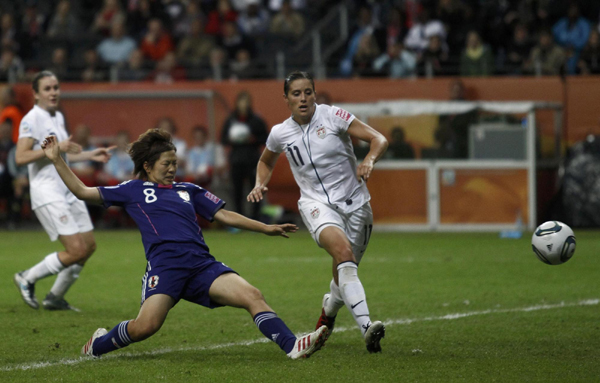 女足世界杯：兩度頑強扳平 日本點球5:3美國首次奪冠