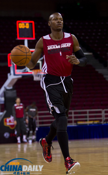 NBA中國賽：熱火隊賽前訓練亮相萬事達中心