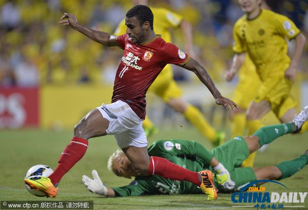 亞冠半決賽首回合：廣州恒大4:1客場大勝柏太陽神